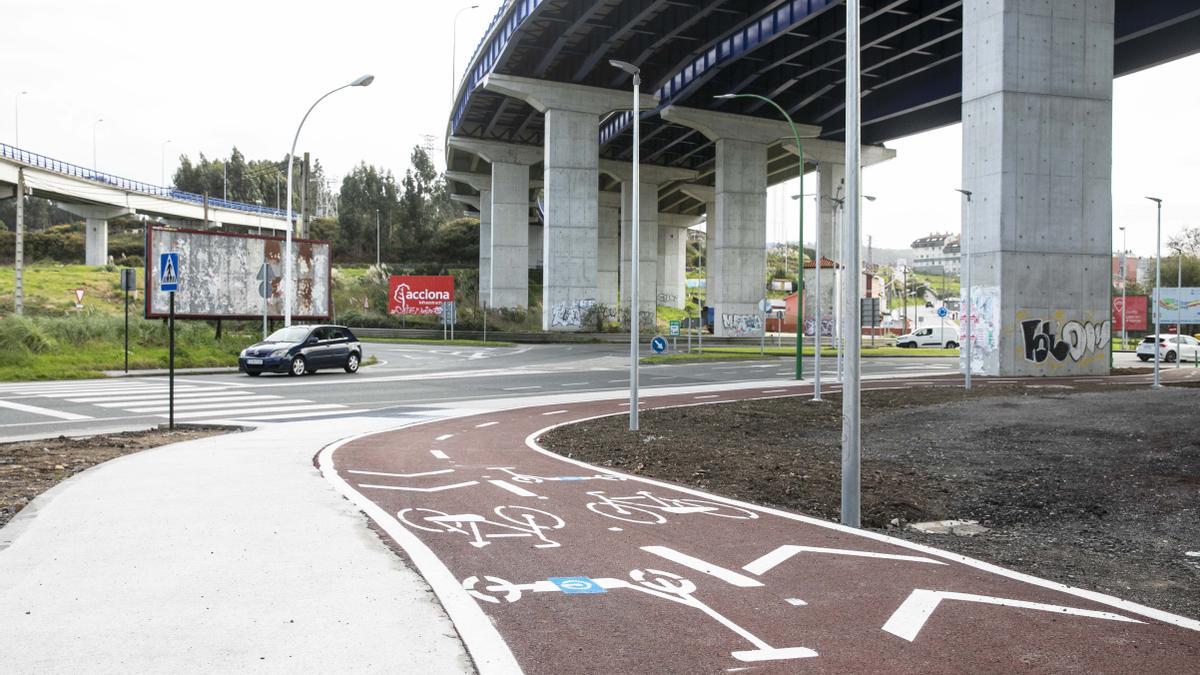 Carril bici en el polígono de Pocomaco.