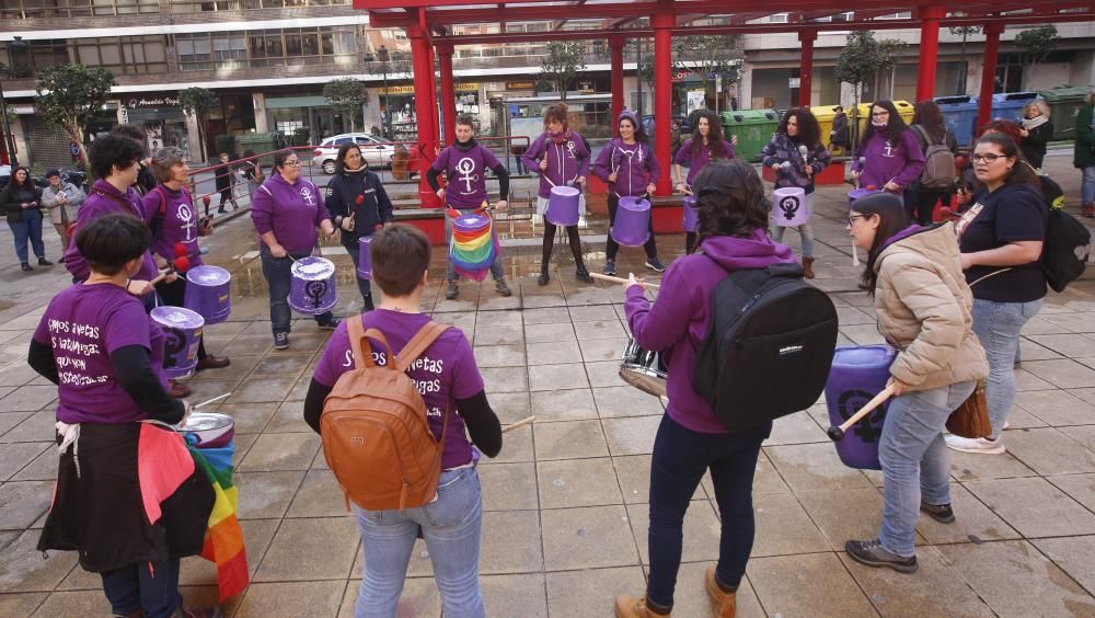 La batucada recorrió las calles del centro de Vigo