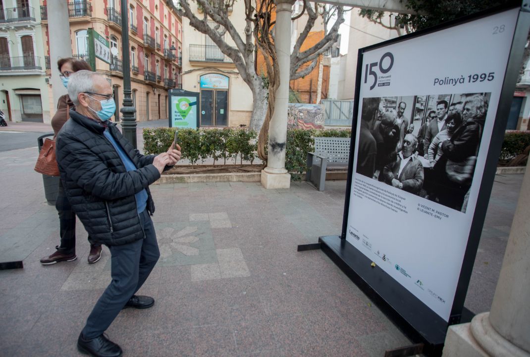 Inauguración de la exposición 150 años de Levante-EMV en Alzira