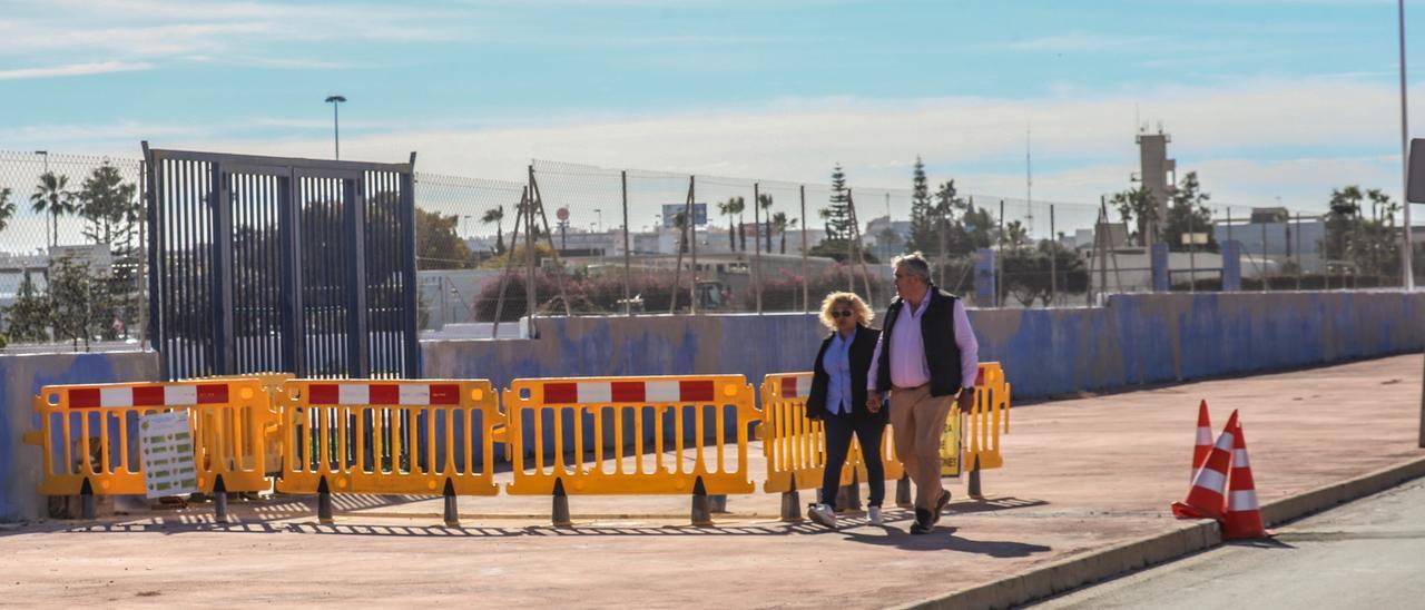 Suelo que acogerá el colegio de prefabricadas en el que se realojarán los alumnos de la Inmaculada y que se levantará en dos plantas.