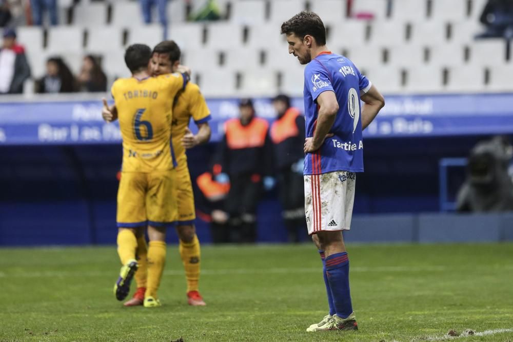 El partido entre el Oviedo y el Alcorcón, en imágenes