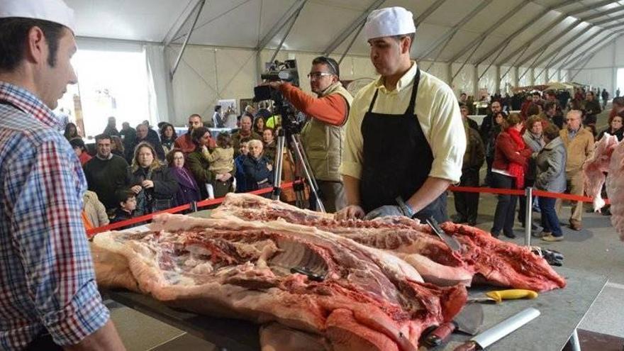 Más de 30 empresas y artesanos participarán en la Fiesta de la Matanza