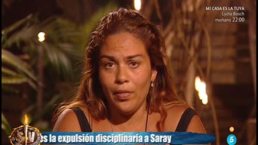 Saray Montoya reacciona a las provocaciones de Romina.