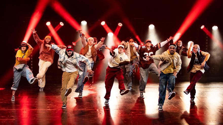 La dansa urbana i de fusió inunda els carrers i l&#039;Espai Ter de Torroella en la tercera edició del festival SÓC