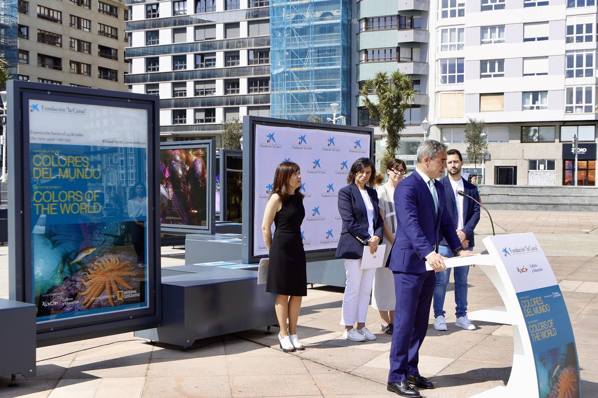 Exposición "Colores del mundo" en Gijón en El Náutico