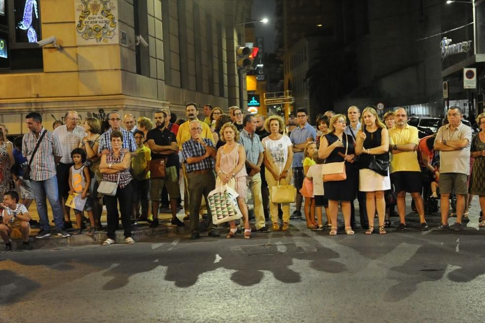 Desfile de Moros y Cristianos por las calles de Mu