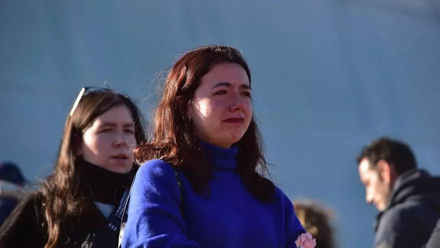 Plasencia despide a Robe Iniesta con un emotivo homenaje tras su muerte a los 63 años