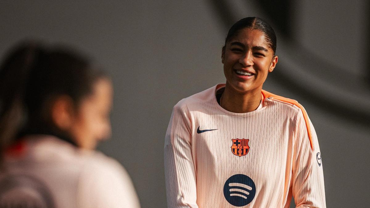 Sydney Schertenleib, durante el entrenamiento de este martes del Barça.