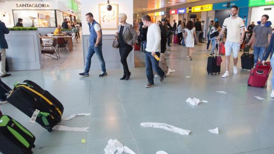 La terminal sufrió una huelga de limpieza en mayo.