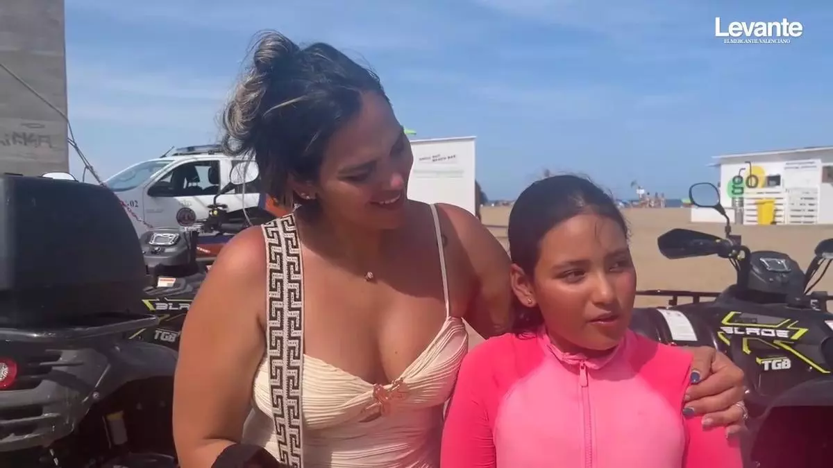 Final feliz en la playa: Localizan en la Patacona de Alboraia a una niña de 9 años que se perdió en la Malva-rosa de València