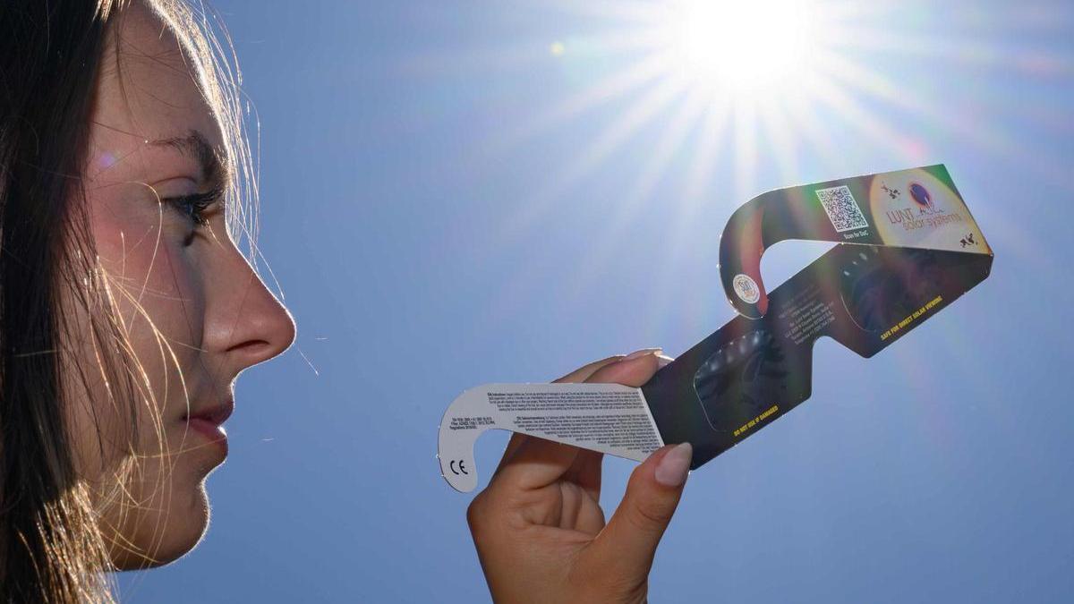 Derzeit sieht alles danach aus, als steht das Wetter am Mittwoch (12.8.) der totalen Sonnenfinsternis nicht im Weg.