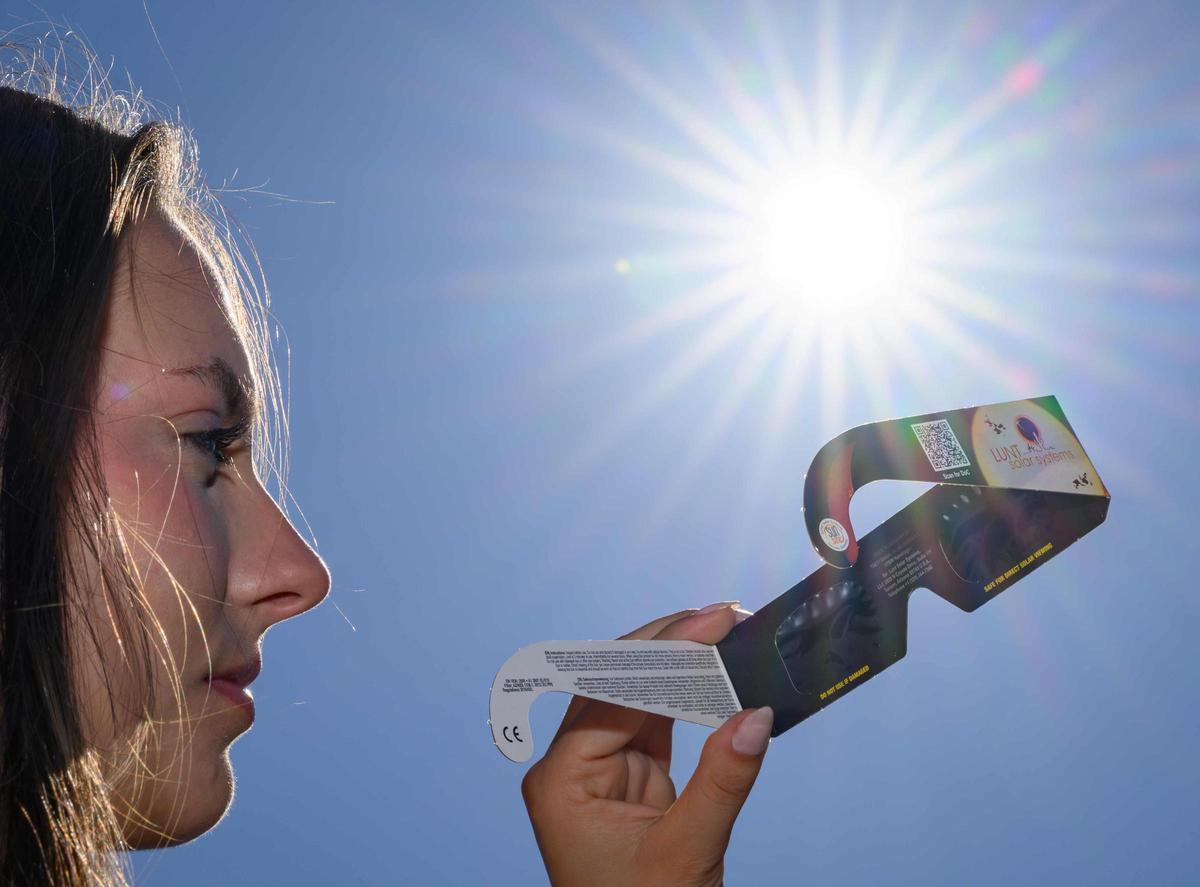 Derzeit sieht alles danach aus, als steht das Wetter am Mittwoch (12.8.) der totalen Sonnenfinsternis nicht im Weg.