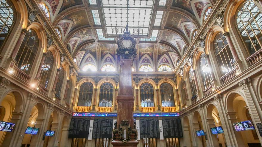 El interior de la Bolsa de Madrid