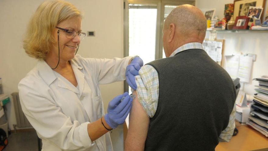 Aumentan a 30 los fallecidos por gripe en Galicia