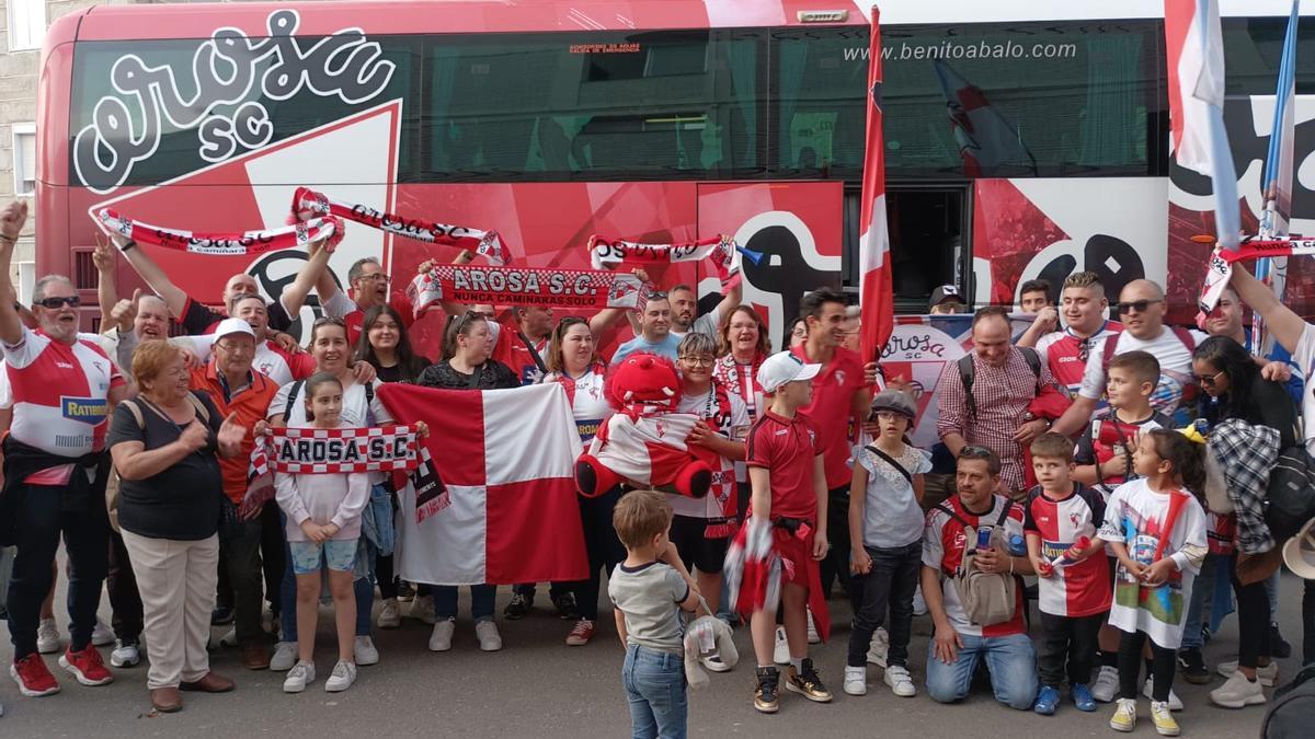 Simón Lamas: “Solo pensamos en ganar al Arosa” - Faro de Vigo