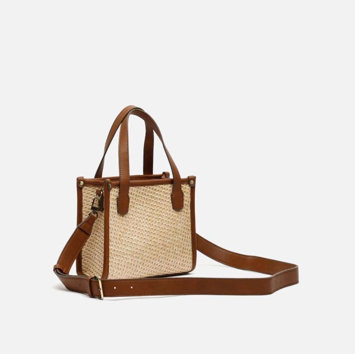 Bolsos de mano que llevan en salvame sale