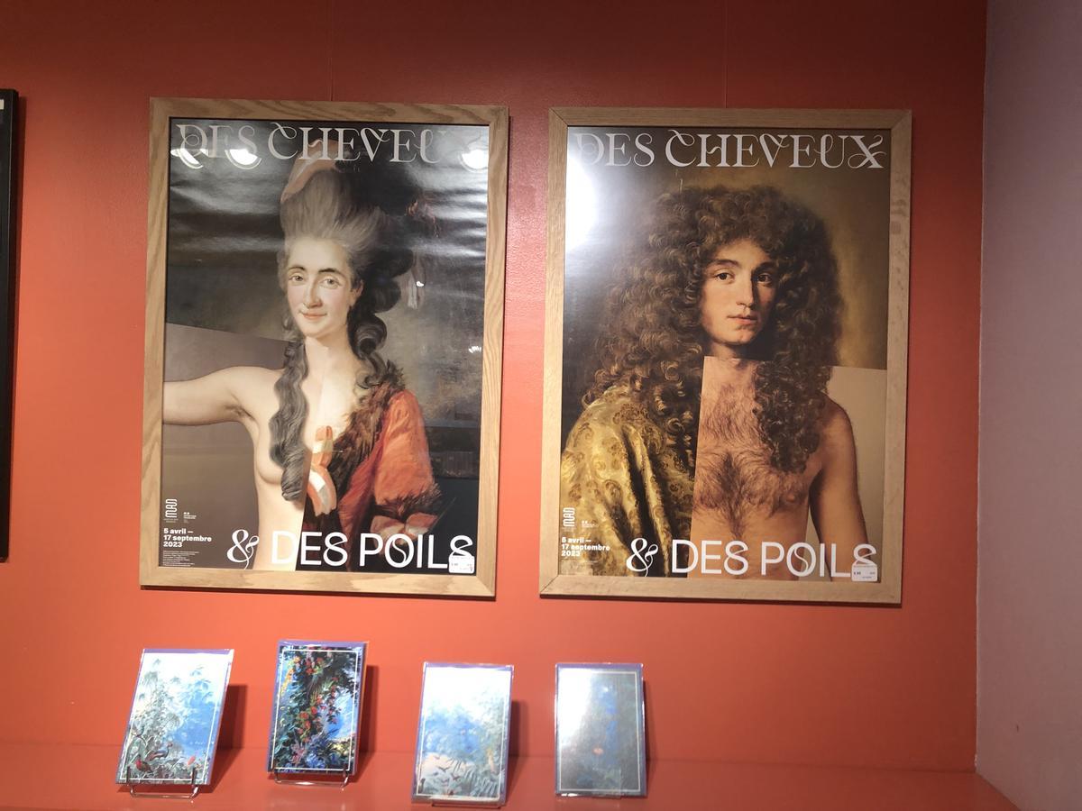 Imágenes de la exposición sobre los peinados en el Museo de Artes Decorativas de París.