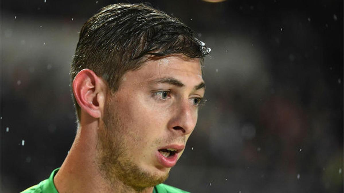 Desaparece el avión en el que viajaba Emiliano Sala, nuevo jugador del Cardiff