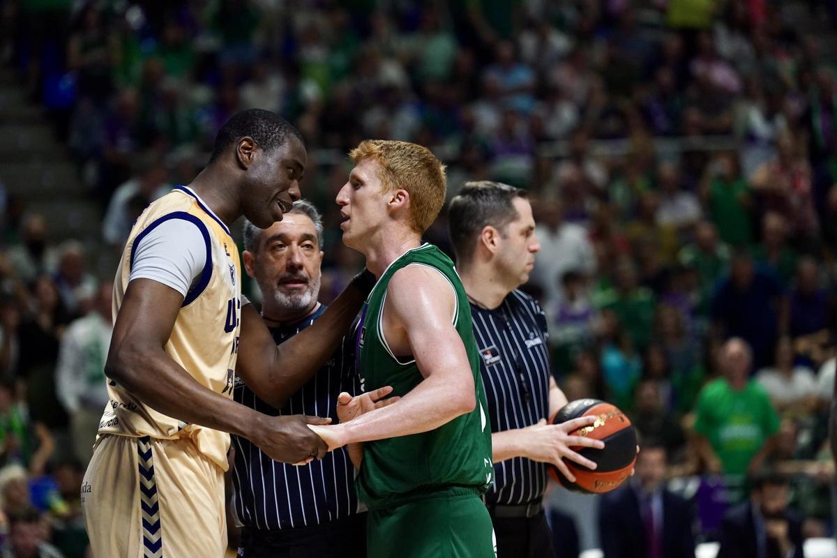 La segunda semifinal de la Liga Endesa: Unicaja - UCAM Murcia, en imágenes