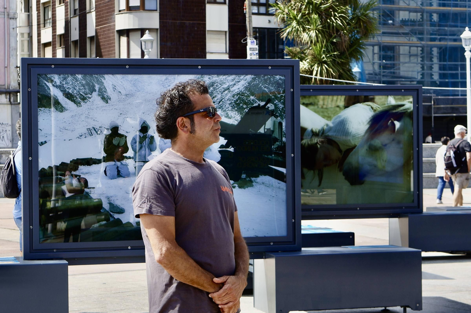 Exposición "Colores del mundo" en Gijón en El Náutico