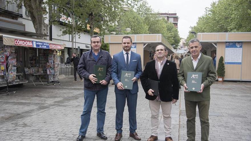 Liébana une en su última obra la poesía más reciente con imágenes del recuerdo