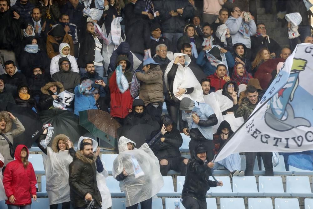 El Celta remonta bajo el diluvio y enloquece a Balaídos. // A. Villar | J. Lores | EFE