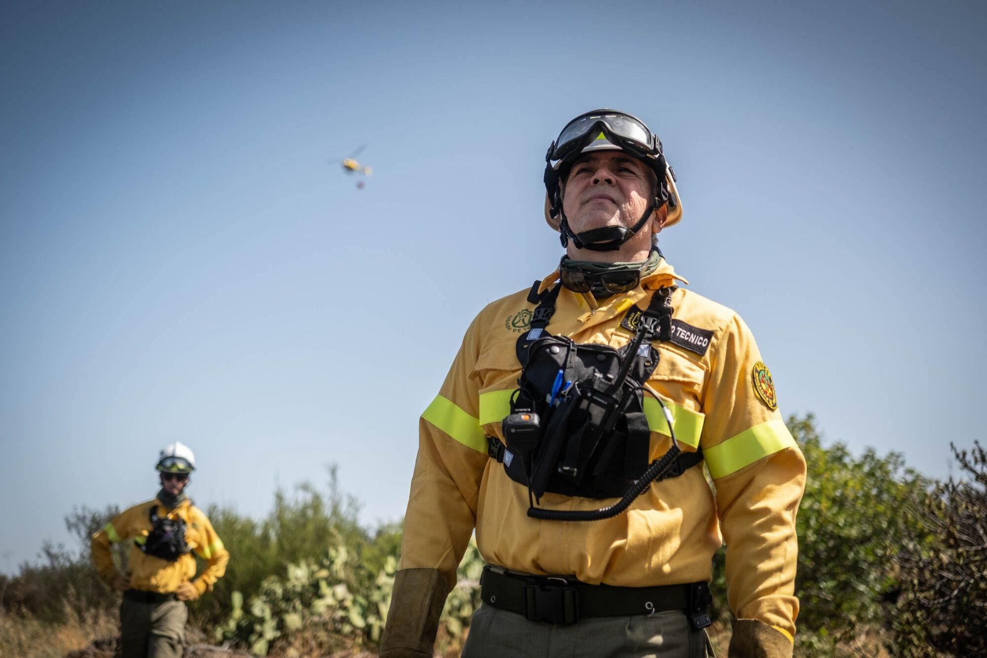 Control del incendio en Tenerife