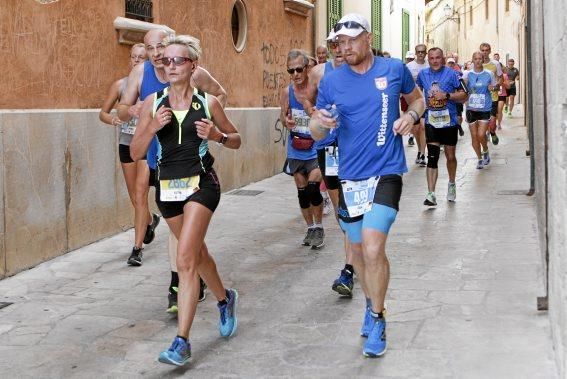 9.000 Läufer aus 49 Ländern gingen am Sonntag den 15.10. an den Start. In der Marathon Disziplin gingen die Deutschen leer aus.