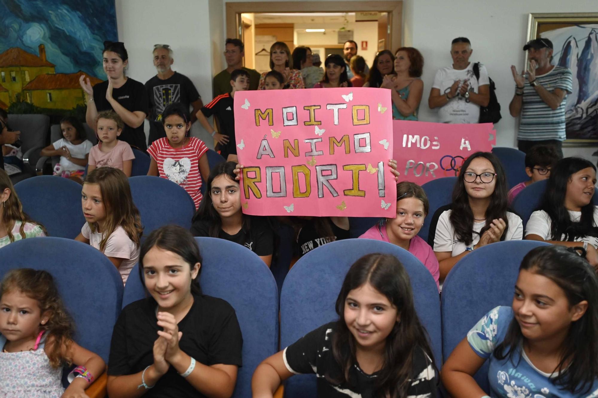 Moaña recibe entre aplausos a su olímpico Rodrigo Conde