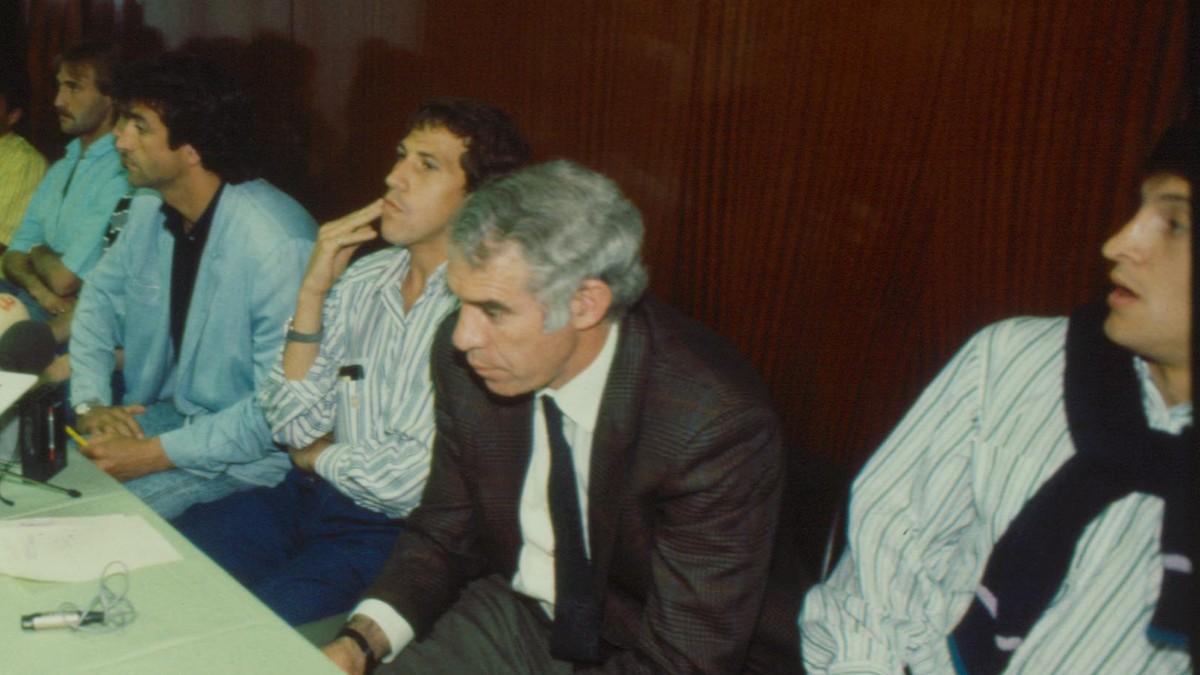 Luis Aragonés apoyó a los jugadores en el motín del Hesperia