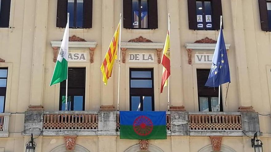 La bandera al balcó de l&#039;Ajuntament