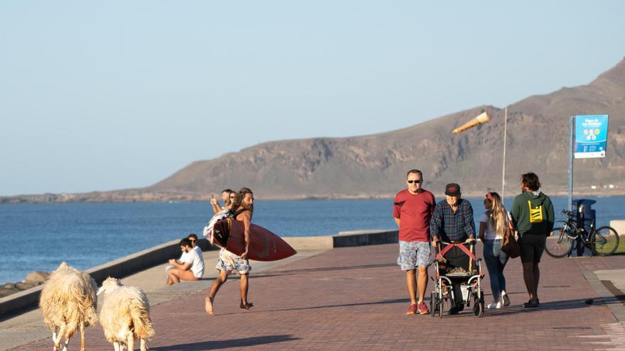 El poder sanador de fotografiar a personas en la playa de Las Canteras