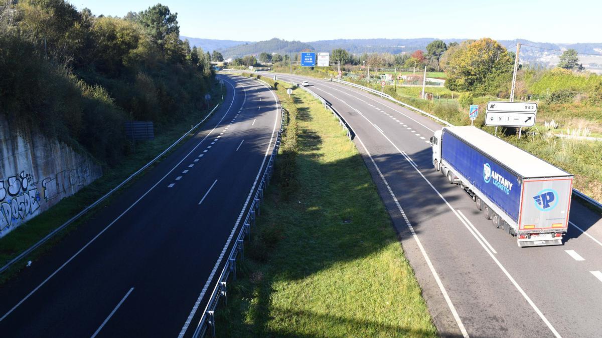 Autovía A-6 a su paso por Cambre
