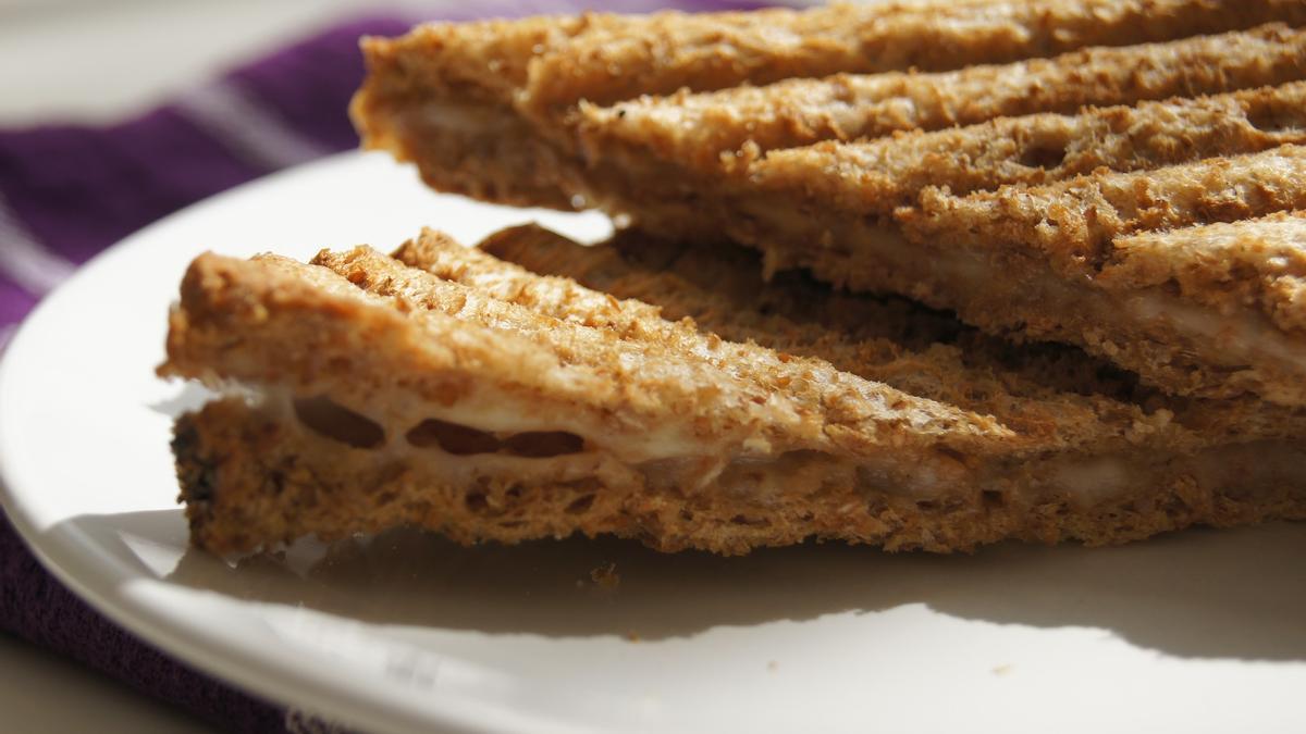 Una forma de hacer el sándwich más sano es cuidar la calidad de los ingredientes