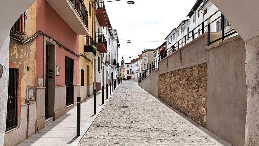 Així queda el nou carrer de Sant Vicent d’Oliva