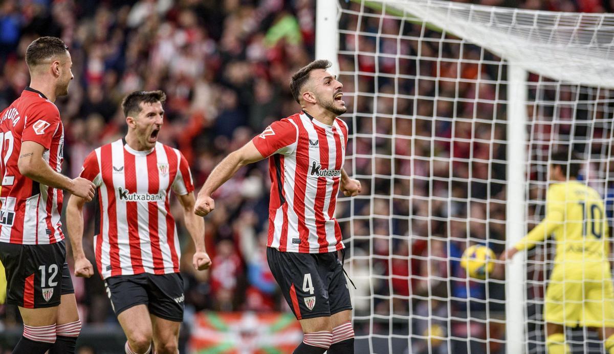 Aitor Paredes celebra el primer gol del Athletic en el triunfo del pasado ejercicio 2024/25 ante el Villarreal en Bilbao.