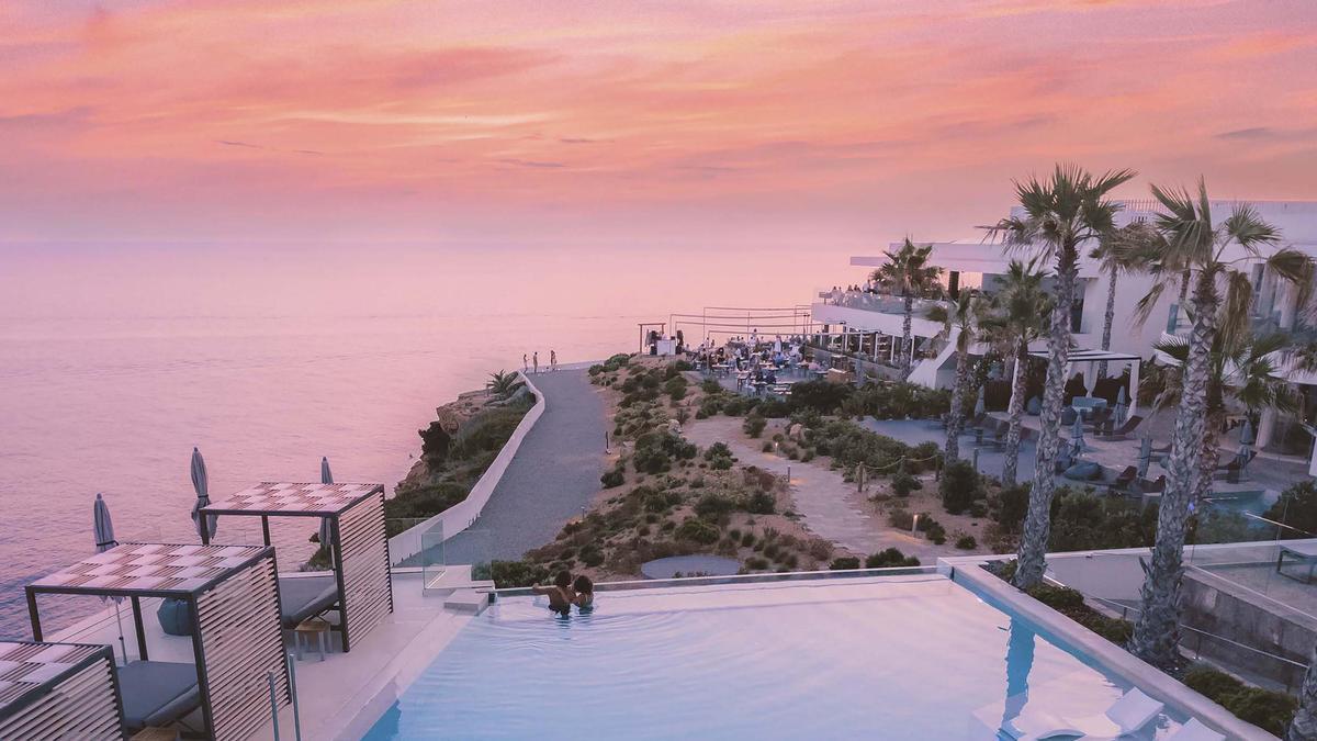7Pines Resort Ibiza es el hotel mejor posicionado de toda España en la categoría de Resorts.