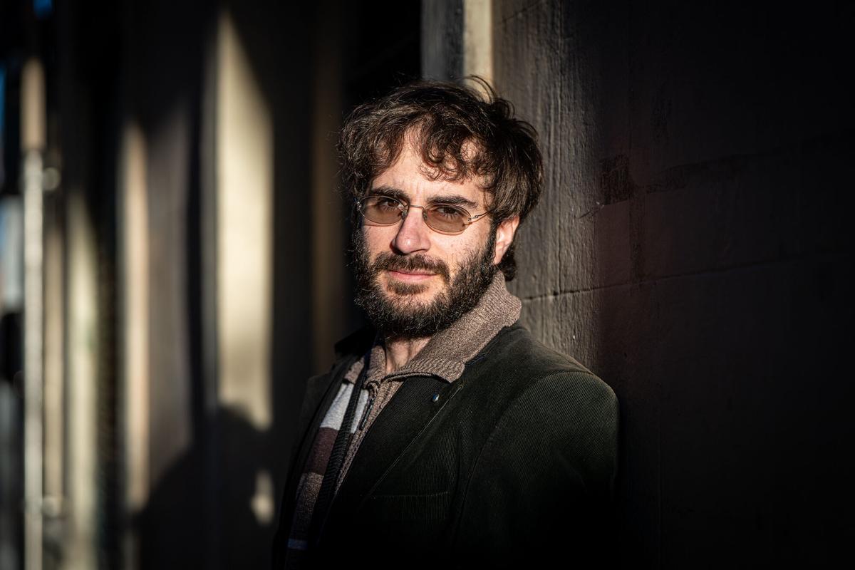 Irieix, l’artista galàctic autor de la nadala de l’Ajuntament de Barcelona: «Era un encàrrec tan absurd que valia la pena fer-lo»