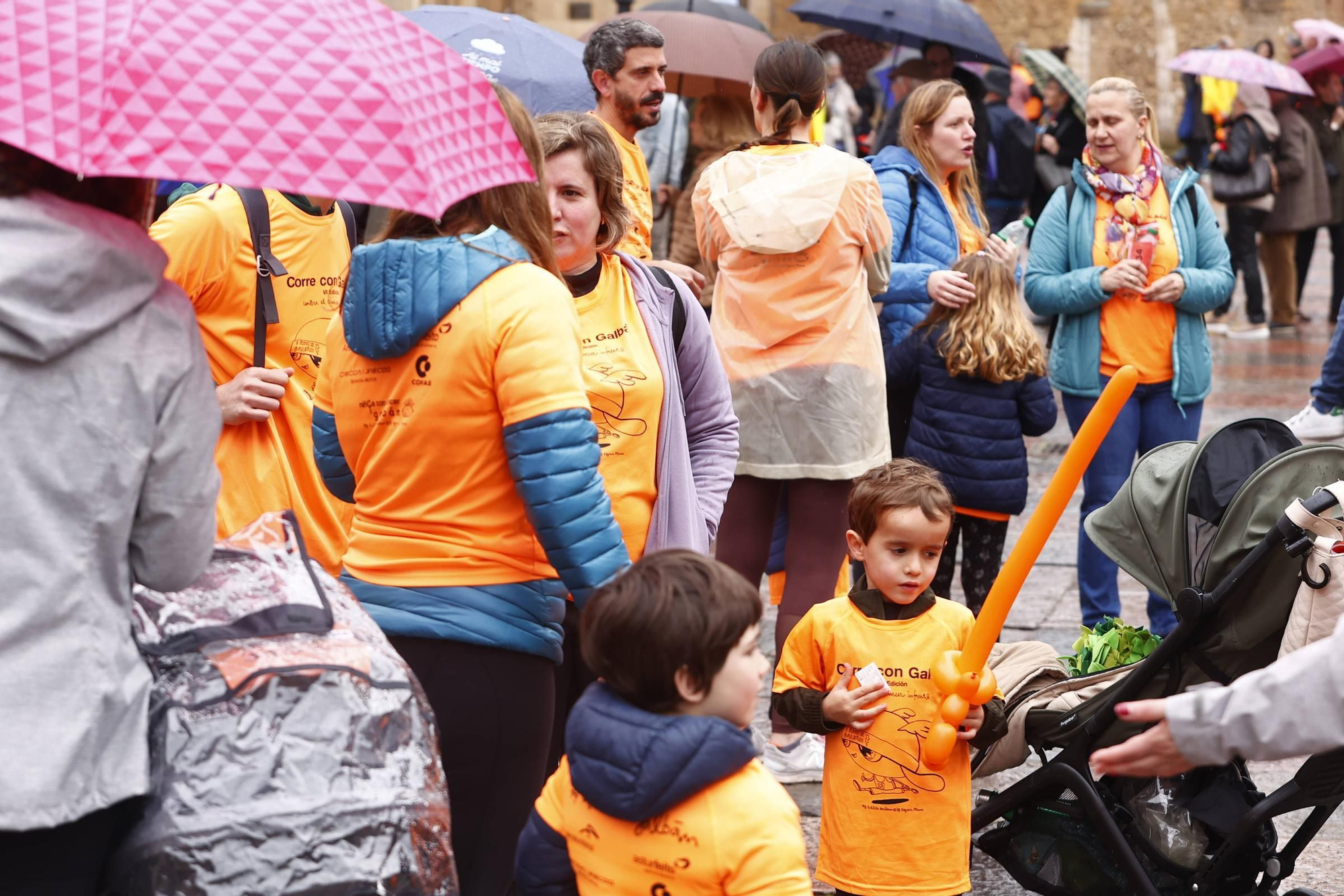 EN IMÁGENES: Así fue la carrera organizada por la asociación Galbán en Oviedo