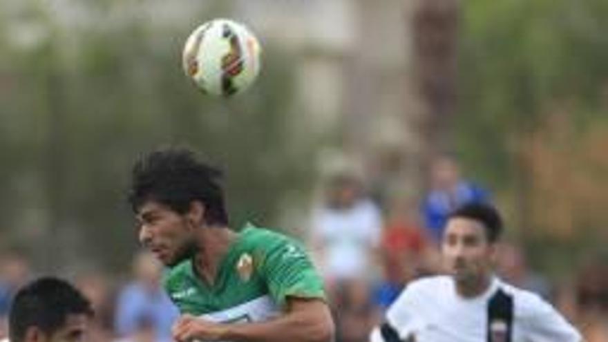 José Ángel, durante el partido en Santa Pola ante el Eldense.