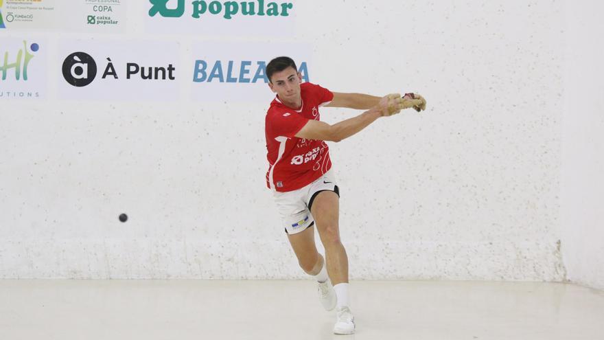 Recital de Tonet, que passa líder i invicte a semifinals de la Copa Caixa Popular