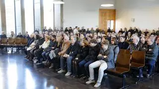 El emotivo adiós a Manolo Villanova, leyenda del Real Zaragoza: "Se ha ido un hombre bueno, un amigo"
