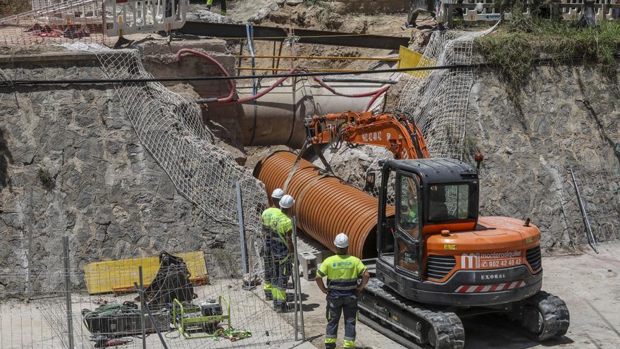 Aigües d&#039;Elx se da una semana para arreglar las filtraciones junto a la Fundación Salud Infantil