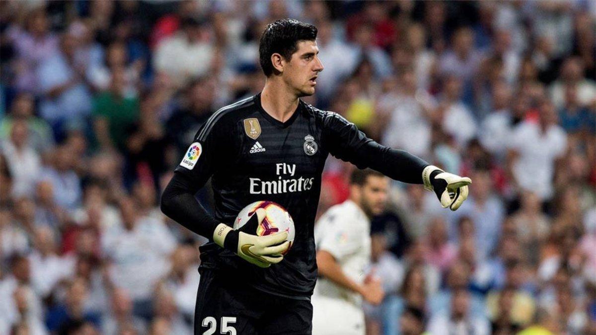 Este es el once del Real Madrid:  Courtois, Nacho, Ramos, Varane, Marcelo, Casemiro, Kroos, Modric, Isco, Bale, Benzema.