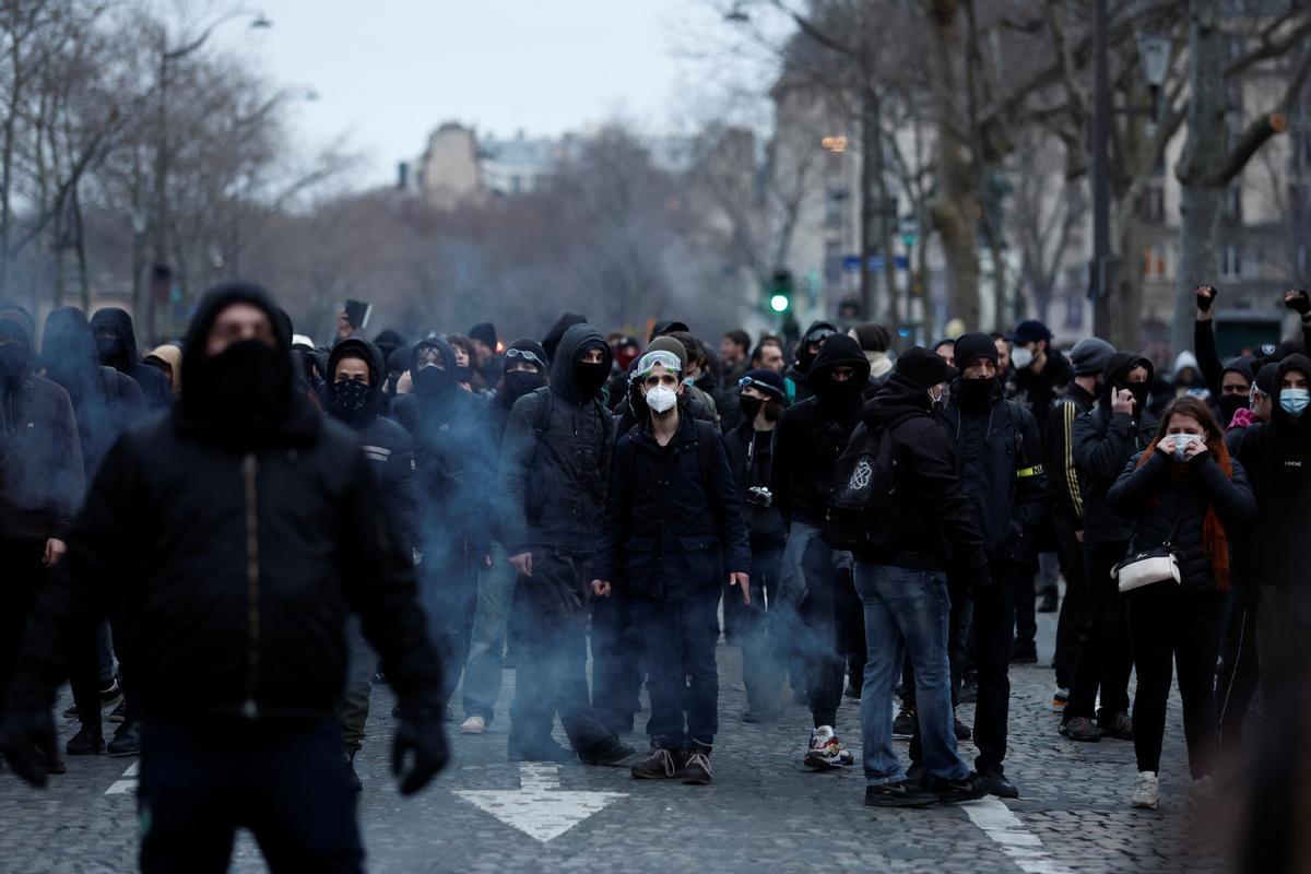 Segundo día de huelgas y manifestaciones en Francia