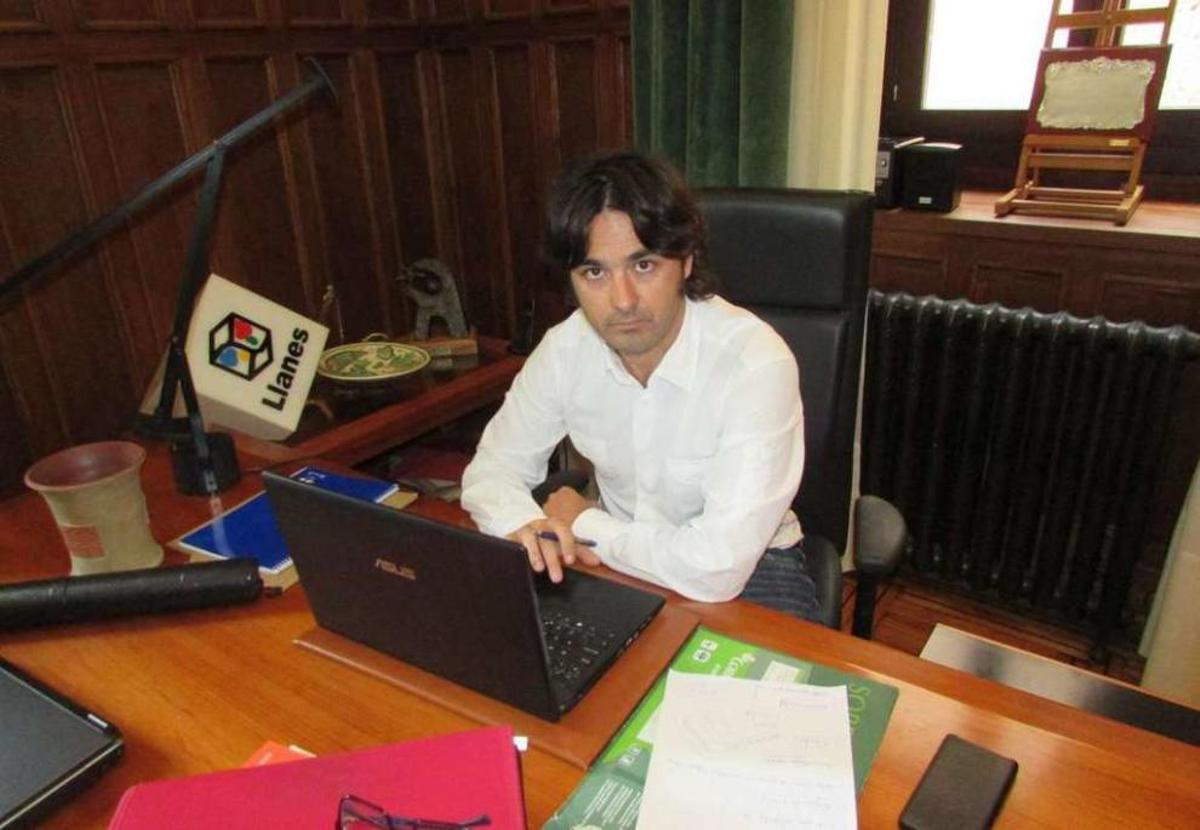 El PSOE dejó sin hacer el plan de salvamento en playas, denuncia el nuevo regidor llanisco
