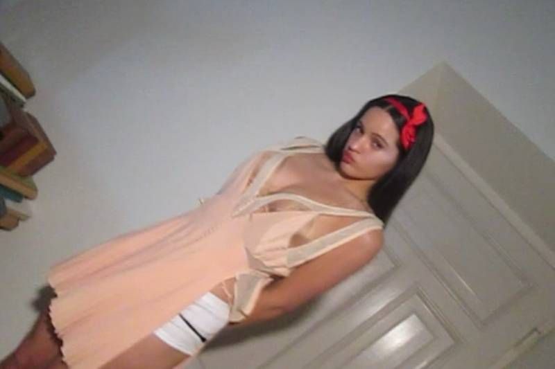 Rosalía quiere conectar con lo sagrado, a través de todos los idiomas.