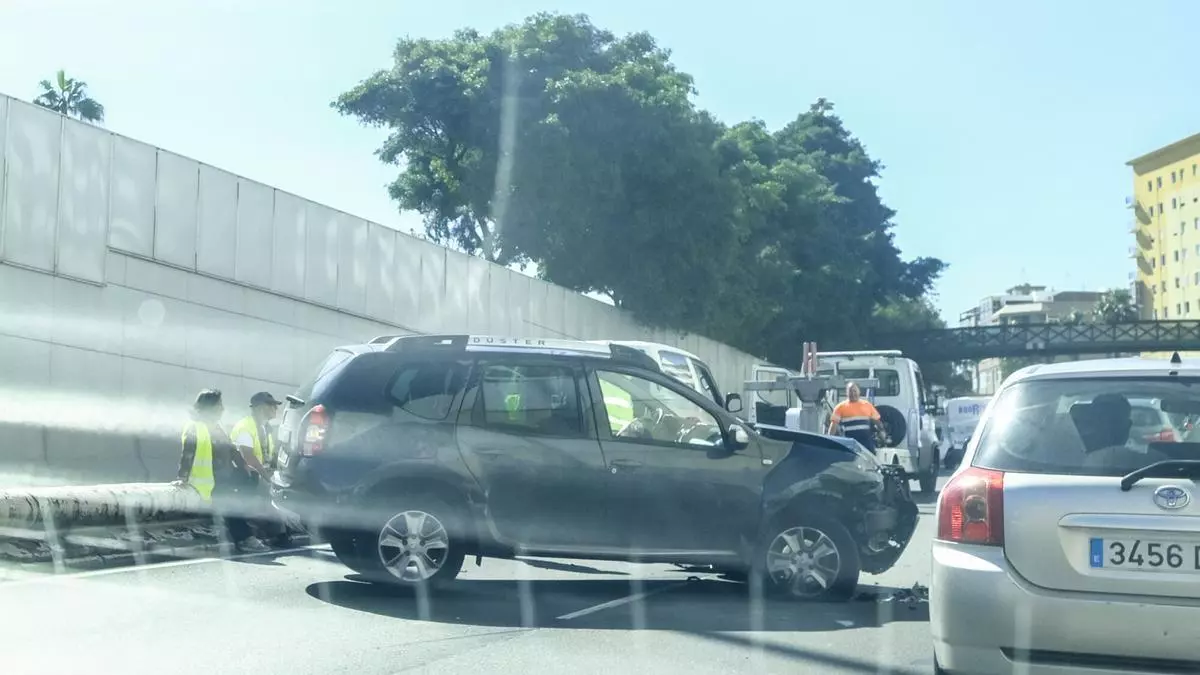 Tres heridos en un accidente en la Avenida Marítima en Las Palmas de Gran Canaria