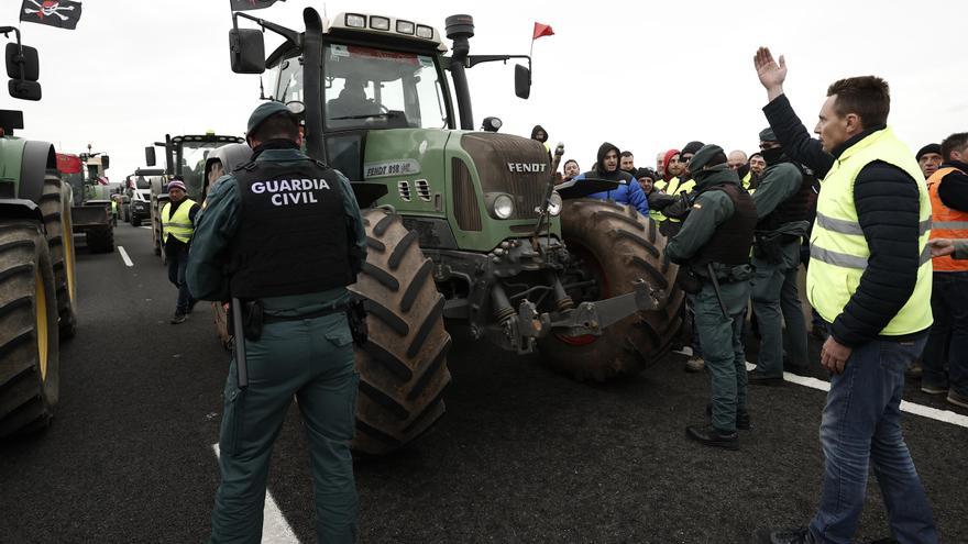 Bauern-Proteste: Auch in Spanien schlägt die Wut jetzt Wellen