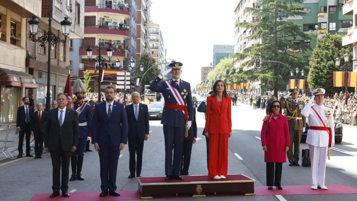 Celebración del Día de las Fuerzas Armadas el año pasado en Oviedo, con la presencia de los Reyes.